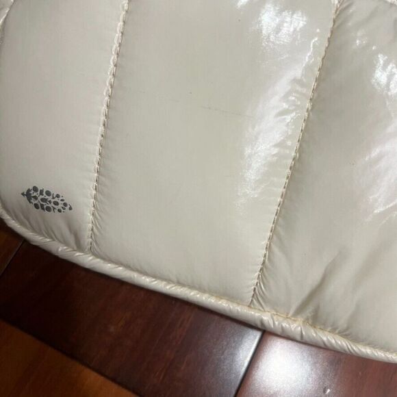 Free People Movement High Peak Convertible Quilted Pouch in Cream NWT - Picture 6 of 6